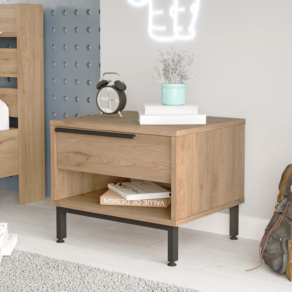 Table de chevet fonctionnelle pour optimiser le rangement du lit - 2