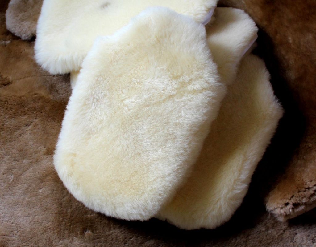 Echt Lammfell Wärmflaschenbezug | natur, ohne Bleichung o. Färbung | Babyfell Gerbung | für 2 Liter Wärmflasche, auch im Set + Wärmeflasche