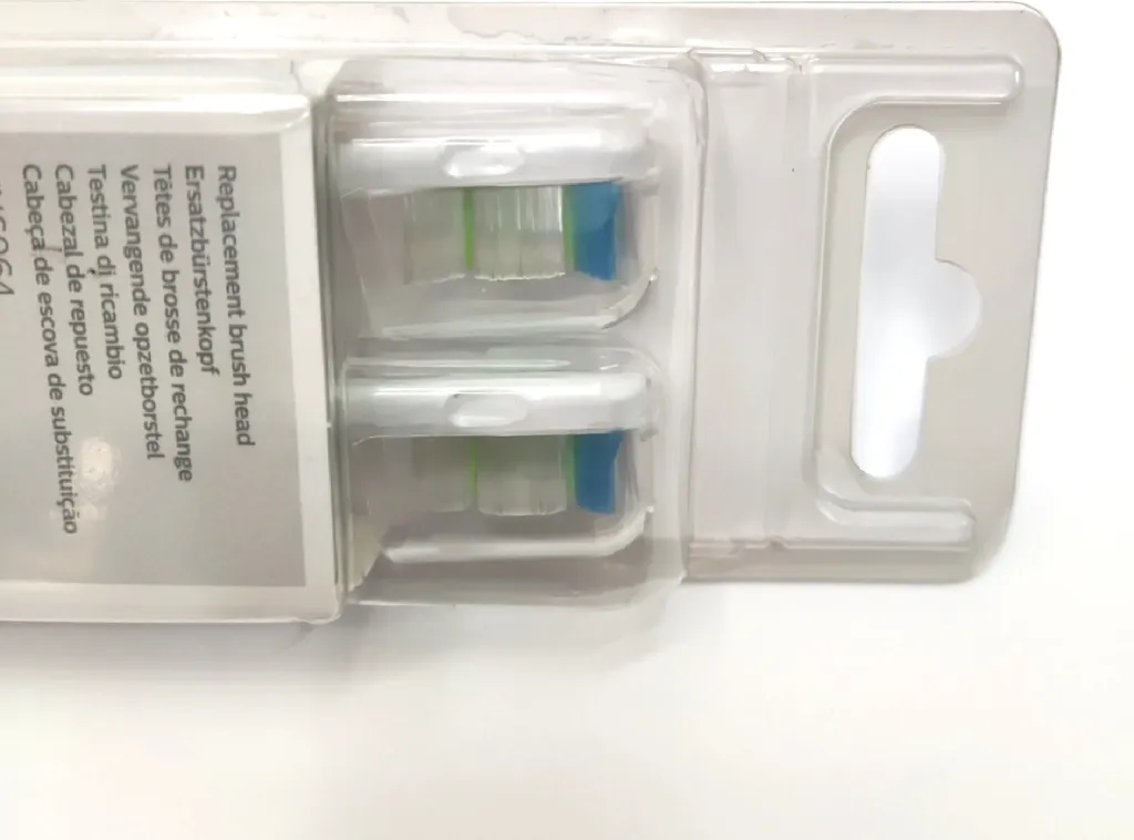 Lot de 4 Têtes de Brosse à Dents Électrique Philips Sonicare HX6064/10 - 21