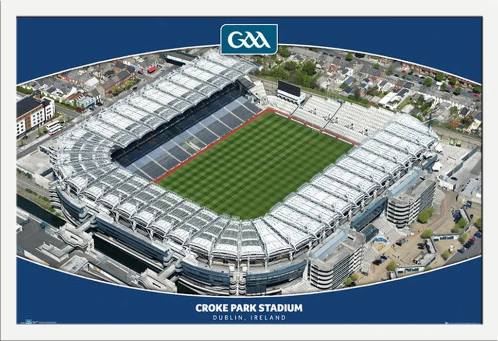 Décoration Murale Football GAA Croke Park Stadium avec Cadre Blanc Chic