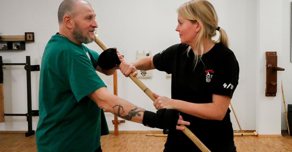 mydays Irish Stick Fighting Bergisch Gladbach; Erlebnis verschenken oder selbst erleben; Gutschein für 1 Person(en)