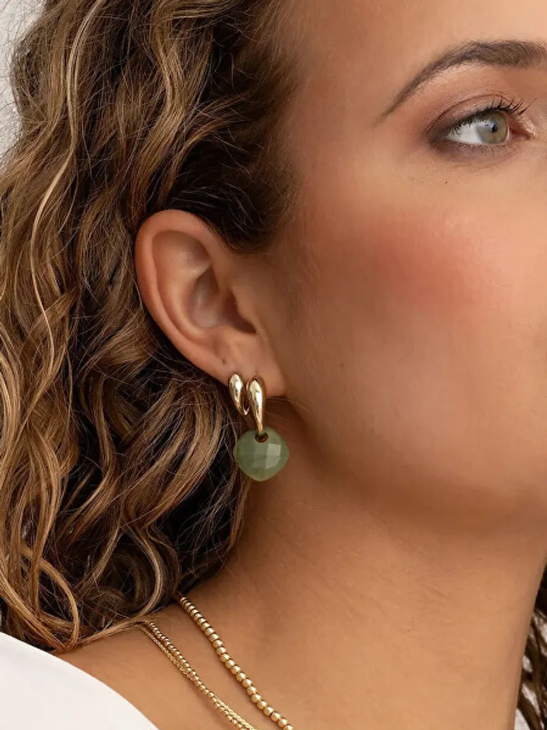 Ravivez vos bijoux ternes avec ce pendentif jade vert EAGEM61-CC chic