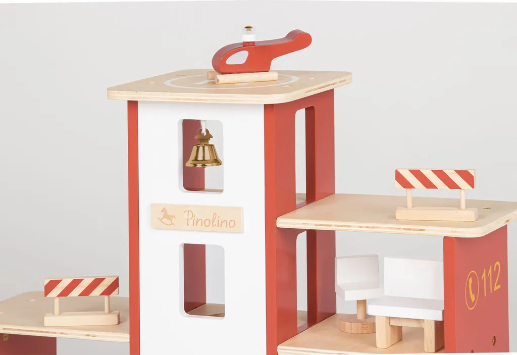 Caserne de pompiers Ben en bois avec accessoires de secours complets