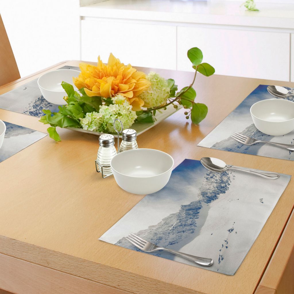 ABAKUHAUS Winter Platzmatten, Fantasie landet auf die Welt mit den Snowy-Klippen und den Stein-Alpen, die leer sind, Tiscjdeco aus Farbfesten Stoff...