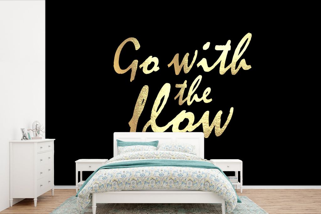 MuchoWow Fototapete für Wohnzimmer oder Schlafzimmer Wandtapete Vinyl Motivtapete Zitate - Entspannen - Gold - Schwarz - 360x240 cm - Vinyl-Tapete