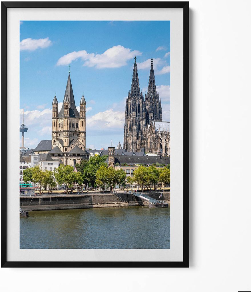 Panorama in Köln– Wandbild mit Rahmen – Gerahmtes Bild – Wanddekoration – 70x100 cm – Schwarz Rahmen