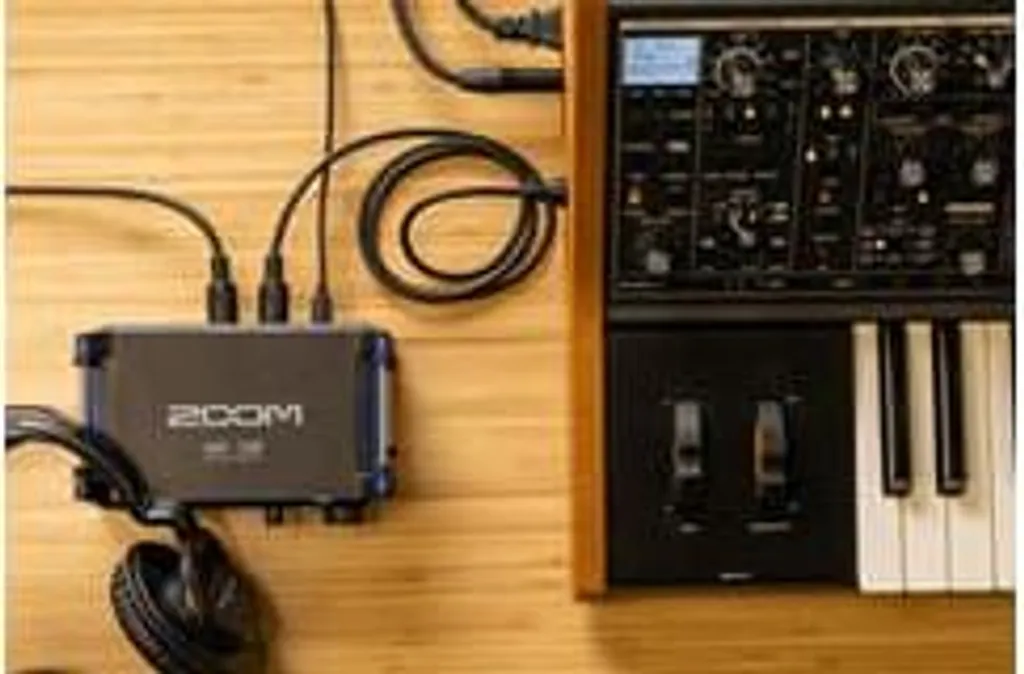Interface Audio pour Streaming et Musique Zoom UAC-232 USB-C 32-bit - 9