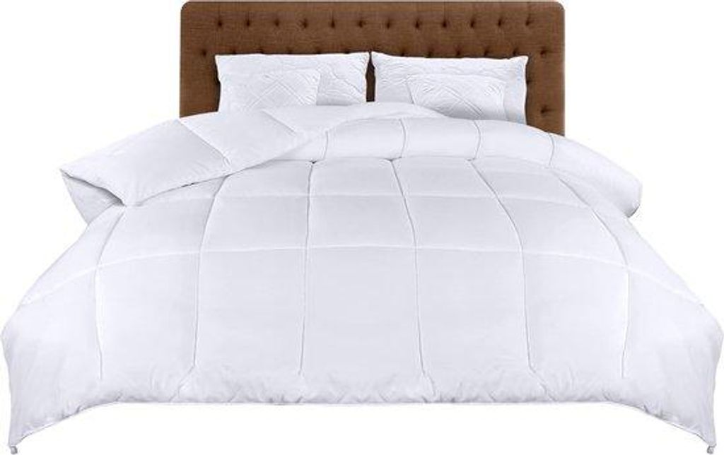 Famanu Bettdecke Leichtgewicht 240x260 cm