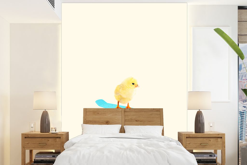 MuchoWow Fototapete für Wohnzimmer oder Schlafzimmer Wandtapete Vinyl Motivtapete Küken - Gelb - Skateboard - Blau - Tiere - 195x260 cm - Wandbild
