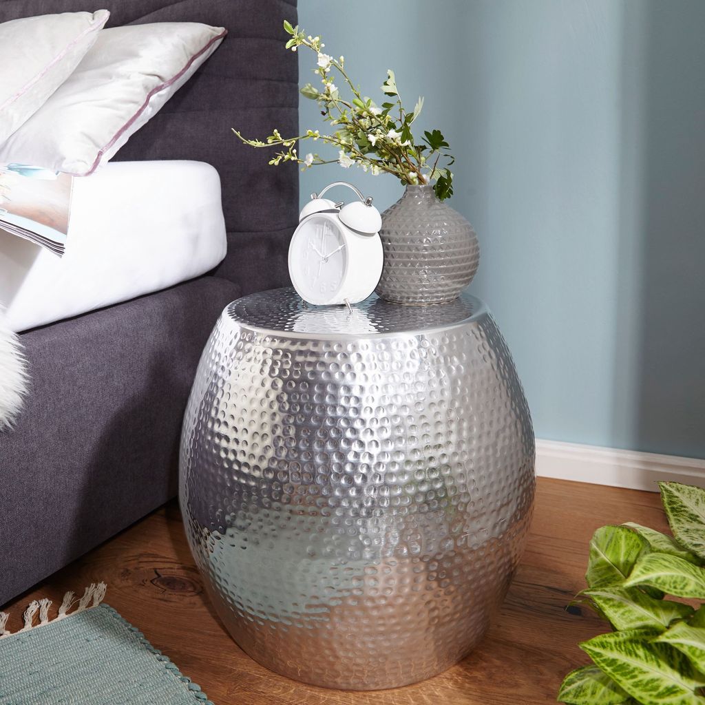 FineBuy Beistelltisch rund 43,5 cm Metall silber - Orientalischer Design Wohnzimmertisch Aluminium - Hammerschlag Alu kleiner Couchtisch - Dekotisch