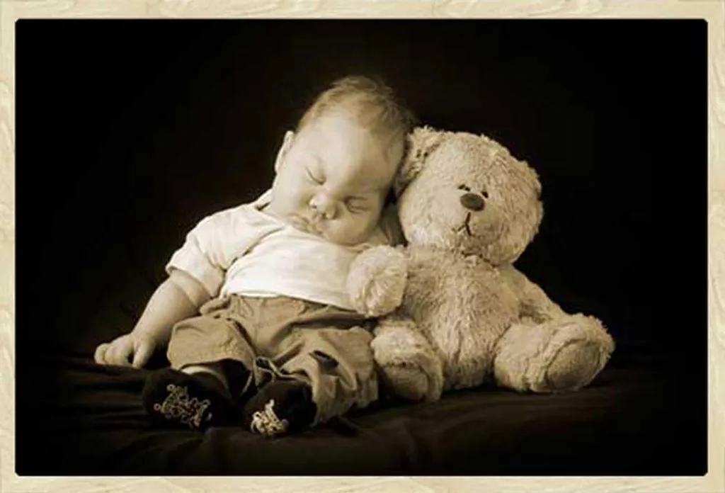 Cornice Shinsuke® Oak con Poster Baby & Teddy: Qualità Professionale