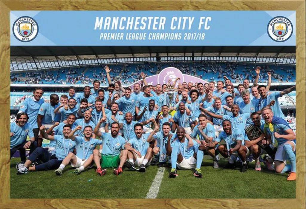 Poster City Champions 17/18 Cadre MDF Chêne Shinsuke® et Vitre Acrylique