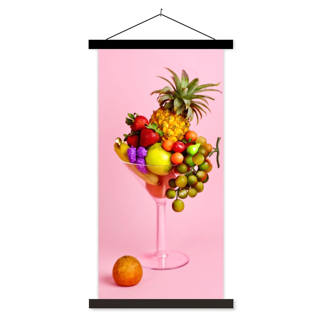 MuchoWow Textilposter Obst - Cocktail - Martini Glas 90x180 cm mit schwarzem Rahmen - Dekoration Wohnzimmer