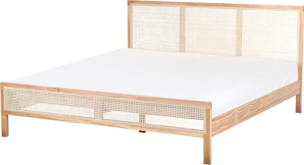 BELIANI Bett Hellbraun aus Kiefernholz mit Wiener Geflecht 180 x 200 cm Lattenrost Hohes Kopfteil Modernes Design Schlafzimmer