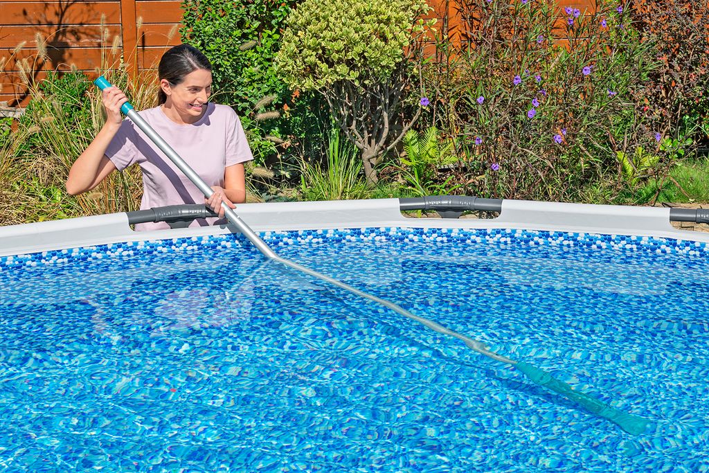 Kit de nettoyage de piscine BESTWAY 58831 BESTWAY 58831 Image du produit 