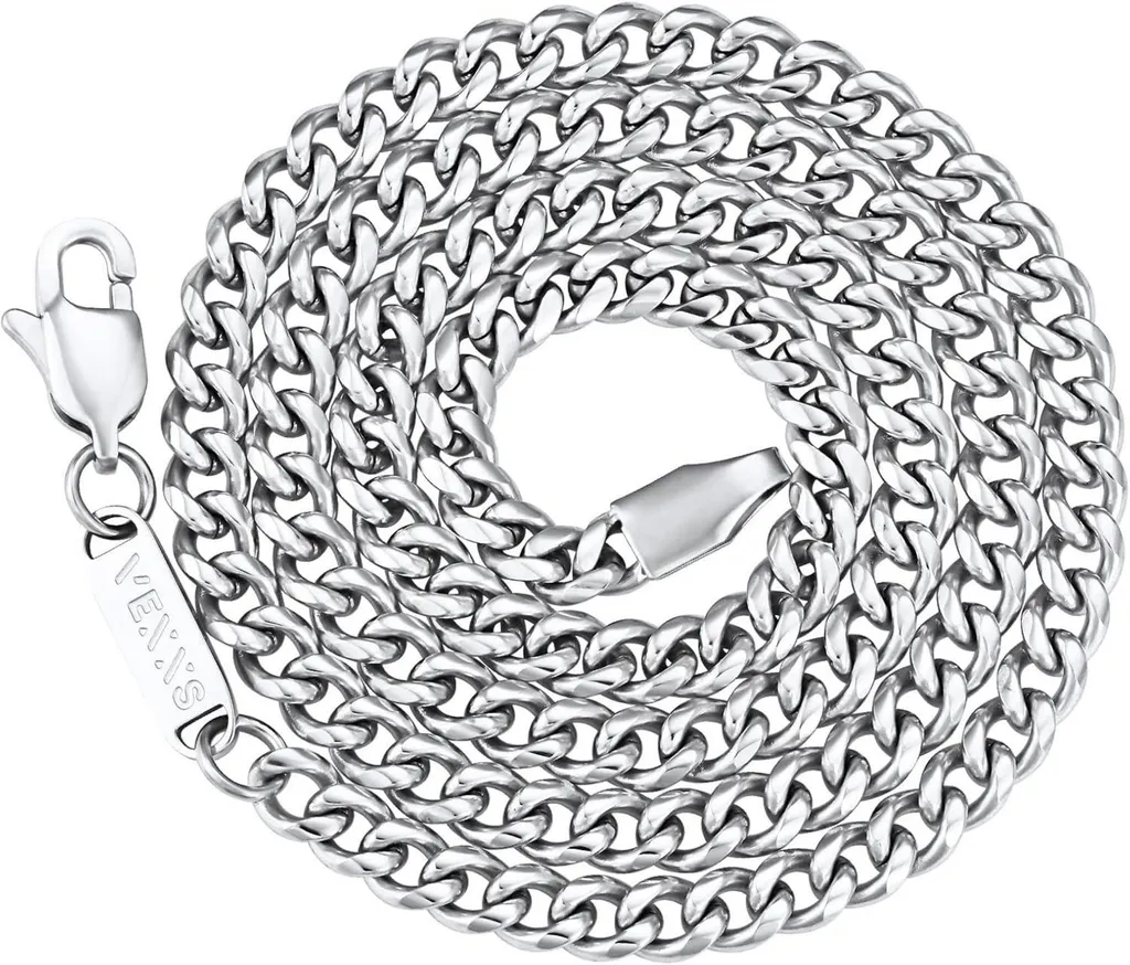 Collana a catena 2024, l'accessorio per rendere attuale il look | Vogue