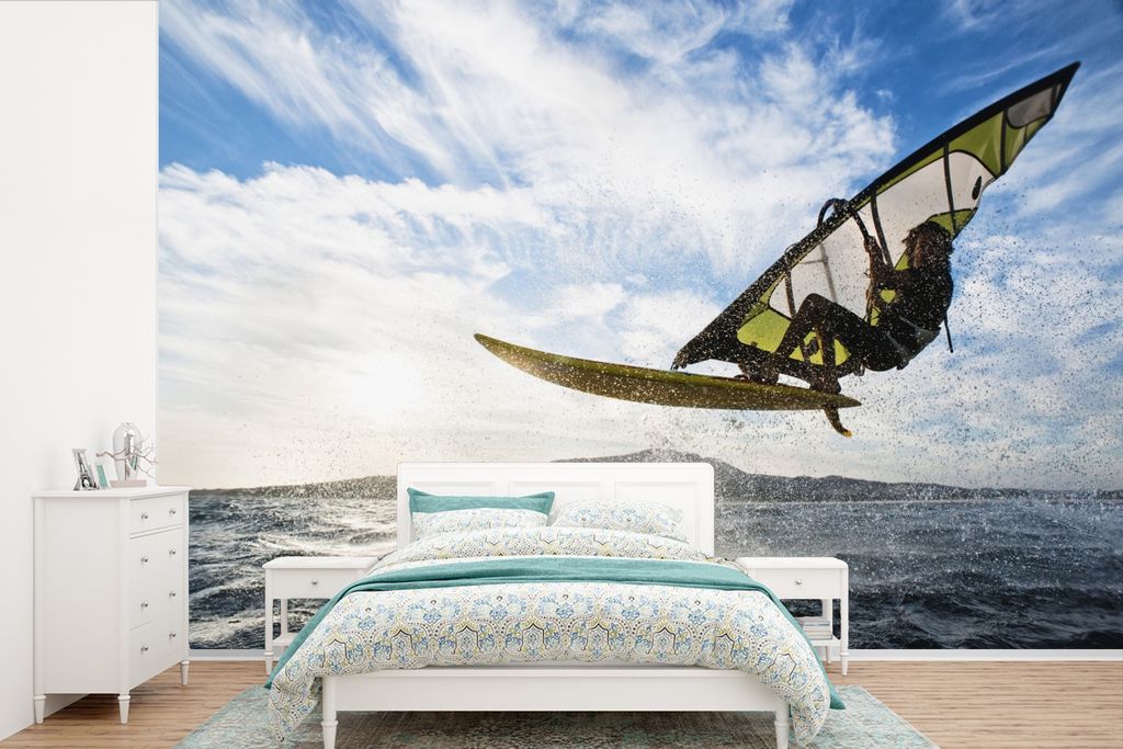 MuchoWow Fototapete für Wohnzimmer oder Schlafzimmer Wandtapete Vinyl Motivtapete Ein Windsurfer beim Freestyling - 600x400 cm - Vinyltapeten
