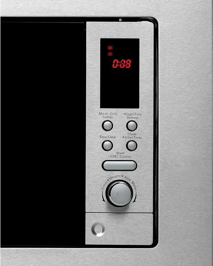 Micro-ondes encastrable Cata 200532 : gagnez de la place en 20L