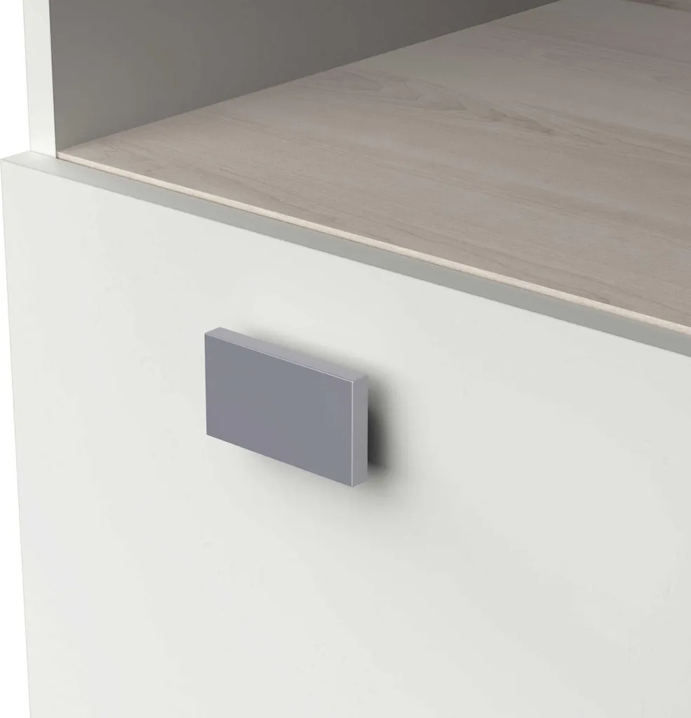 Aménager une petite cuisine avec le meuble micro-ondes Basiel blanc mat