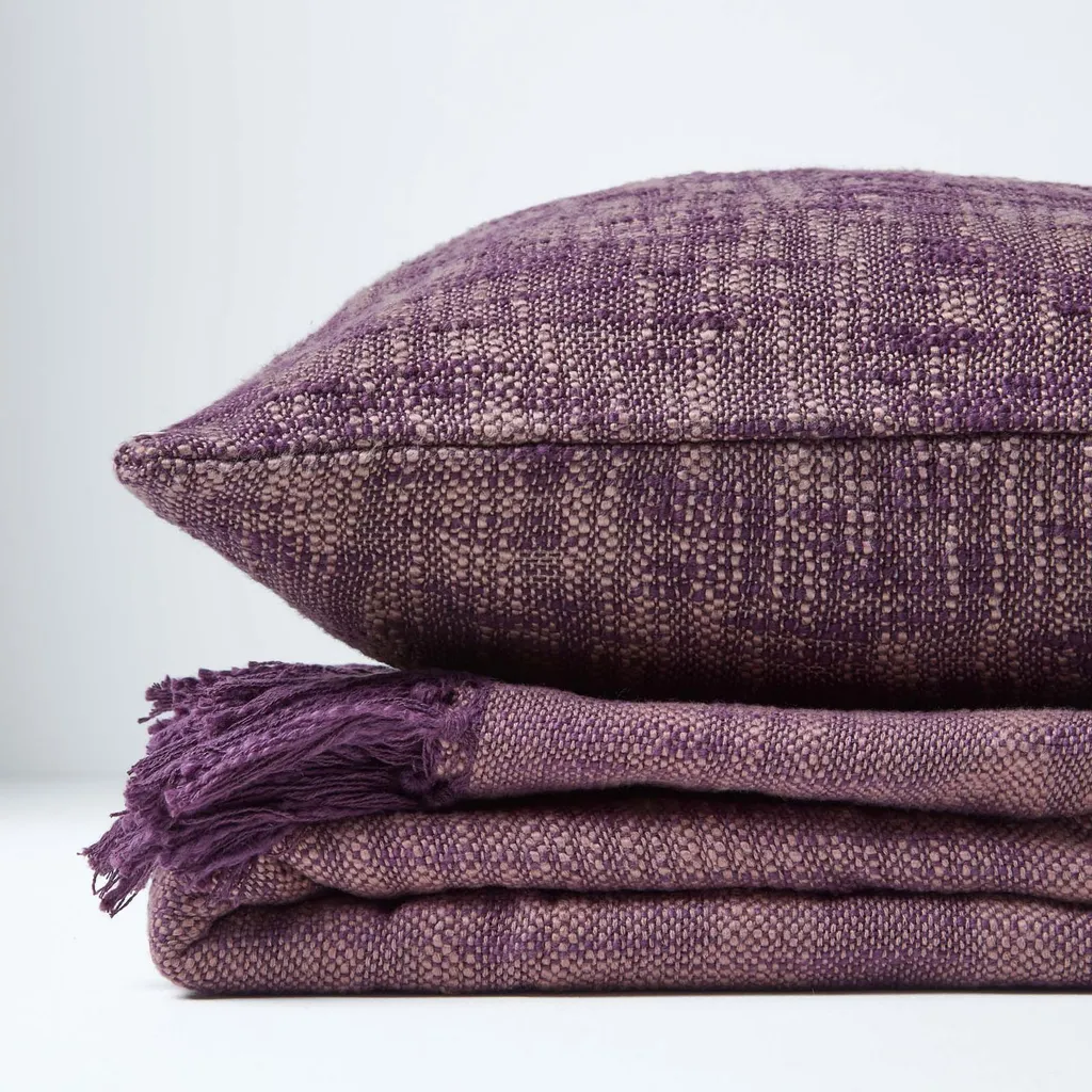 Couverture Nirvana Homescapes en pur coton mauve tissé main 225 x 255 cm