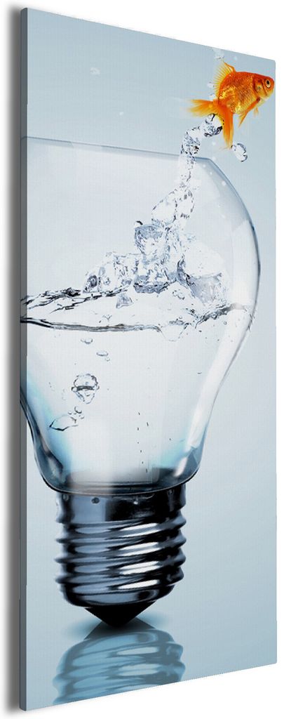 Wallario Premium Leinwandbild Goldfisch springt aus Aquarium in Größe 30 x 75 cm