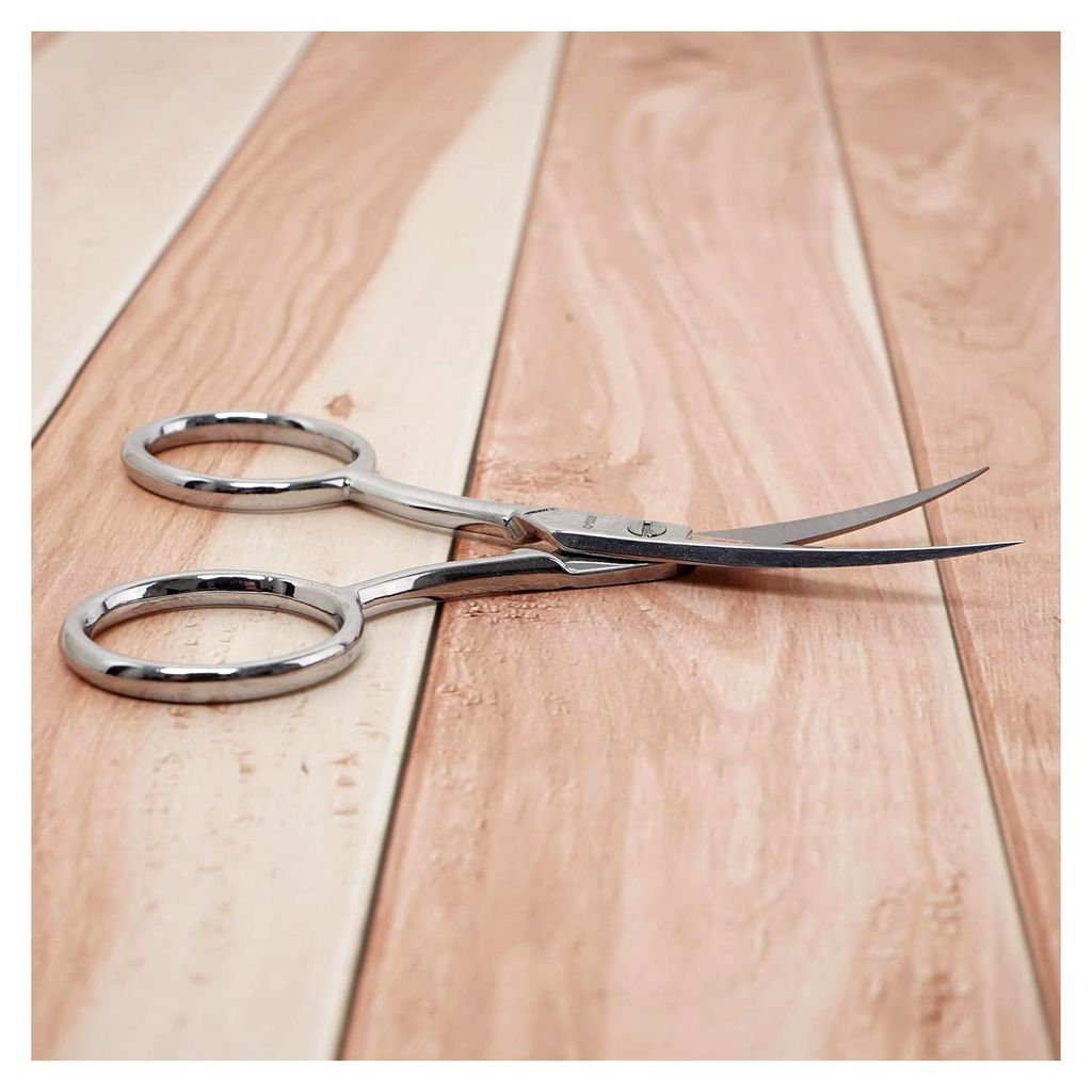Präzisions-Stickschere mit gebogener Spitze für feine Handarbeiten, 114 mm (4,5 Zoll)