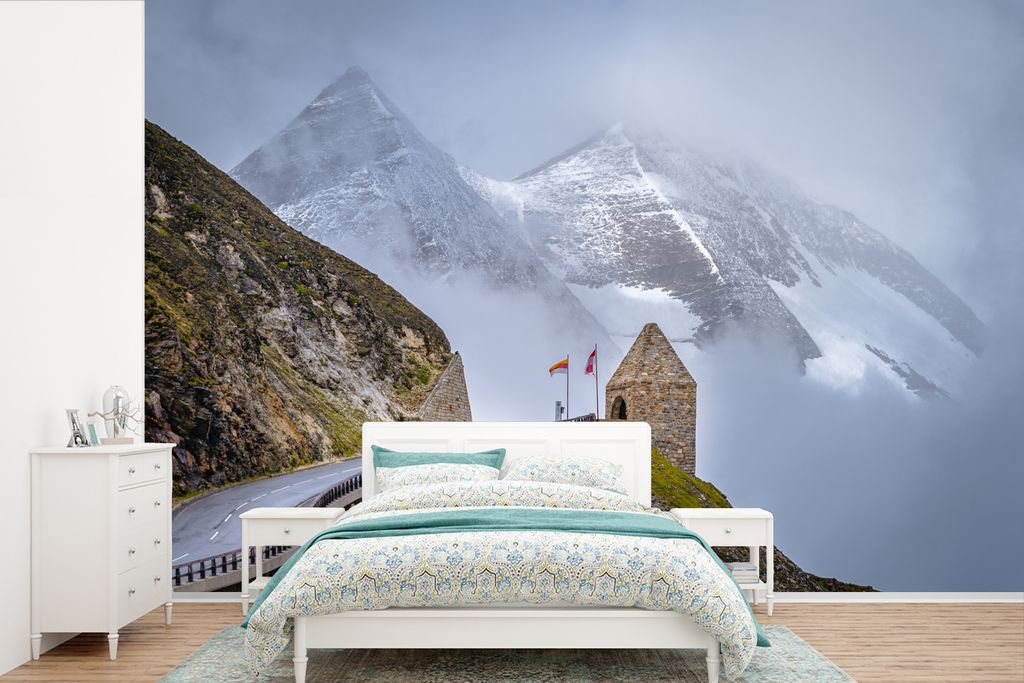 MuchoWow Fototapete für Wohnzimmer oder Schlafzimmer Wandtapete Vinyl Motivtapete Berge hinter der Großglockner Hochalpenstraße in Europa - 52...