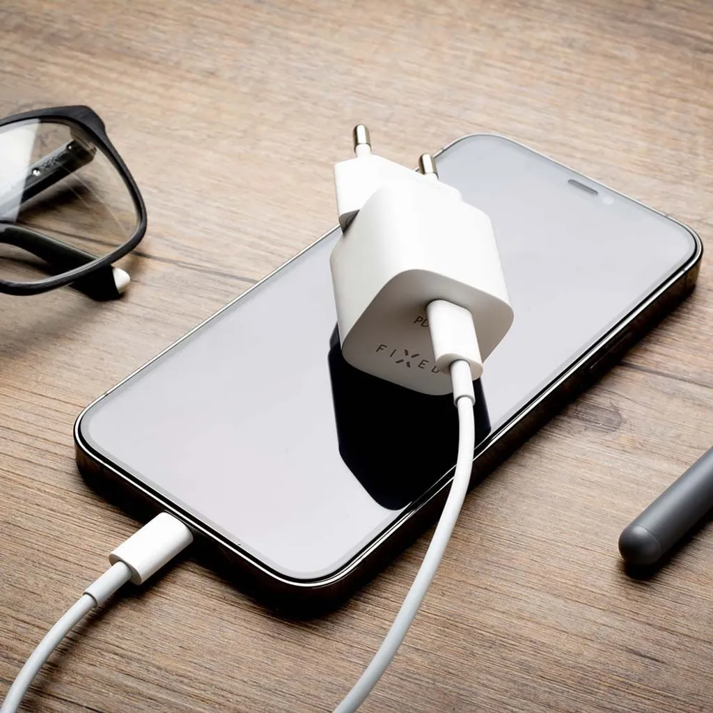 Chargeur Secteur USB-C Compact avec Câble Lightning pour iPhone et iPad