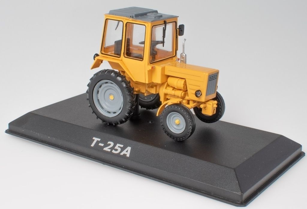 Vladimir Motor T-25A, G1825124, Maßstab1/43, Ixo