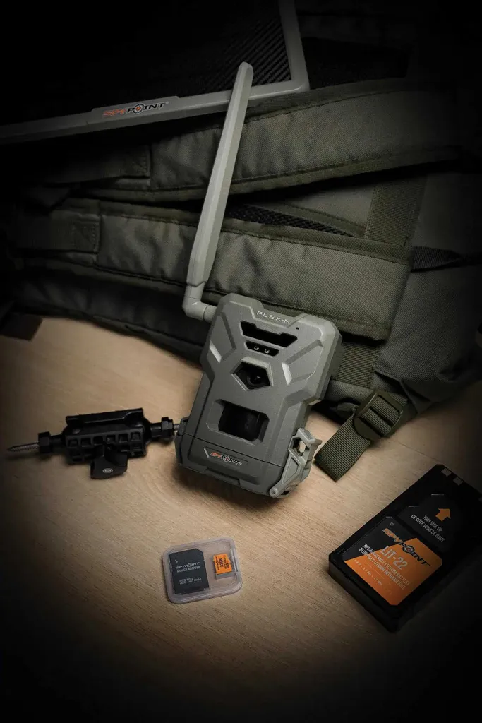 Spypoint FLEX-M Wildkamera Pack de 4 Caméras de Chasse Performance LTE
