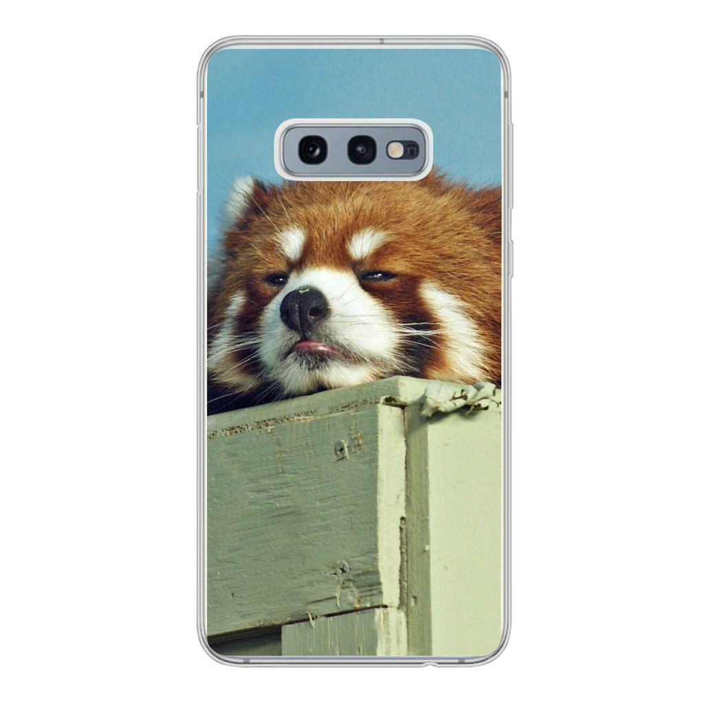MuchoWow Handyhülle Schutzhülle Hülle für Samsung Galaxy S10e Panda - Holz - Rot Silikon Softcase Handy Hülle - Handy