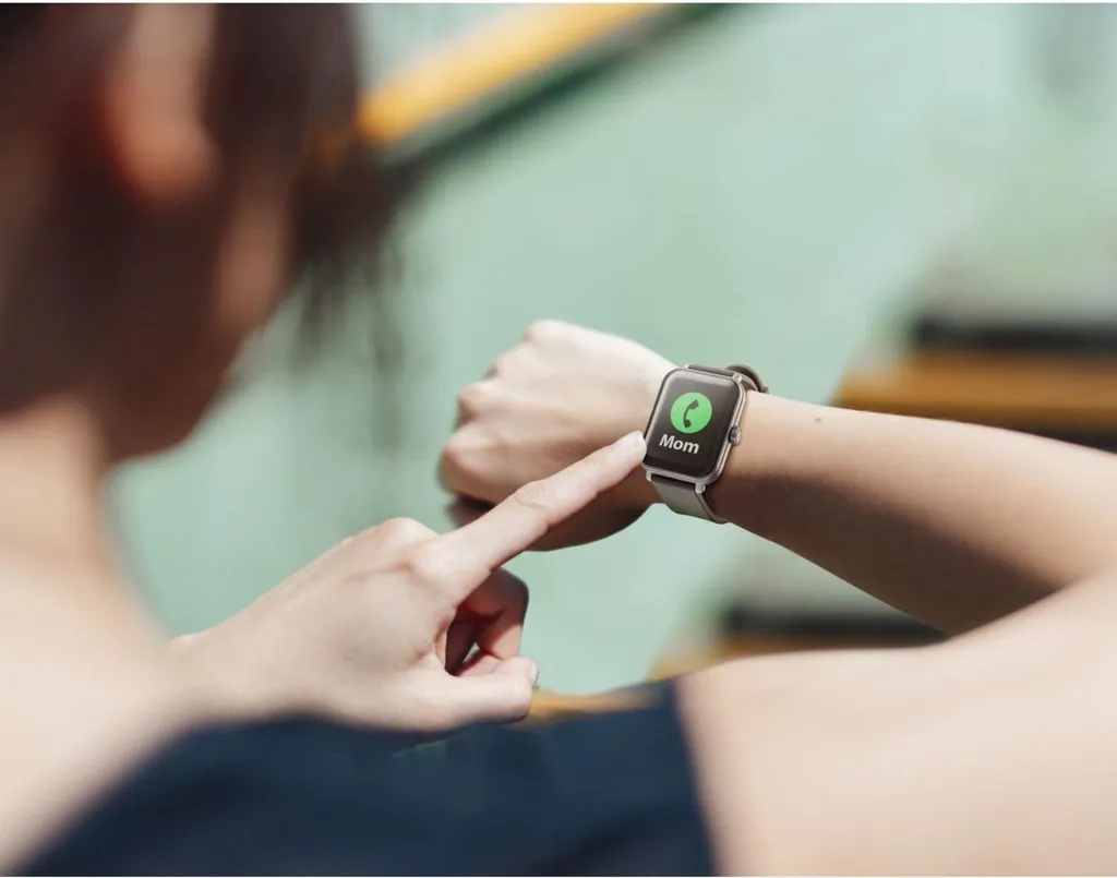 Cellularline ION PRO Montre Connectée Square Bluetooth avec Application