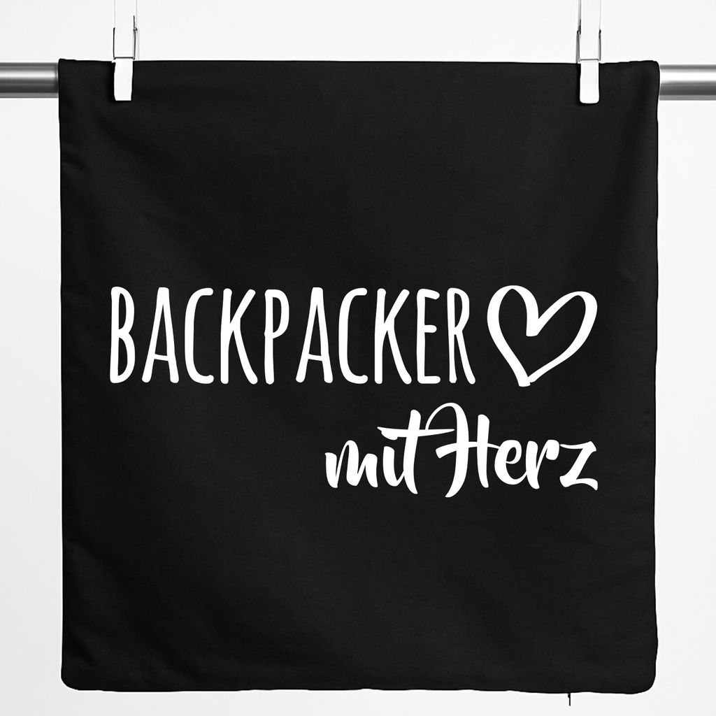 Huuraa Kissenbezug Backpacker mit Herz 40x40cm Black Baumwolle Dekokissenbezug Geschenkidee