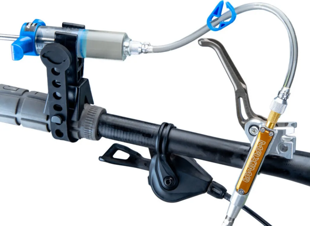 Kit Purge Frein Hydraulique Park Tool avec Raccords Multi-Marques Pro