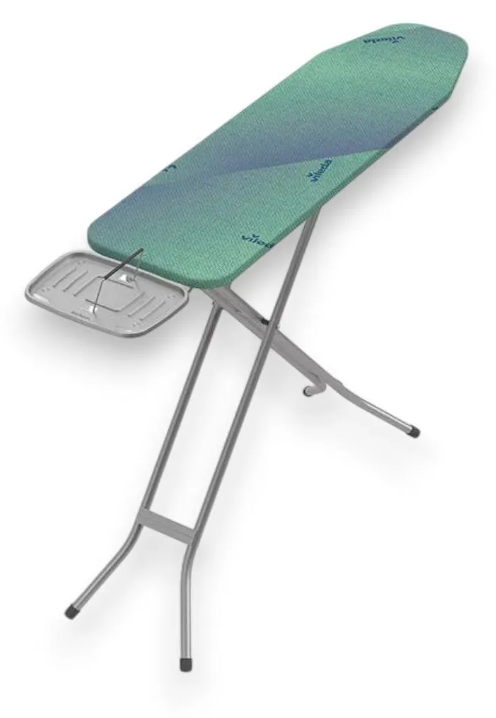 Table à repasser stable 143 cm : finissez-en avec le mal de dos