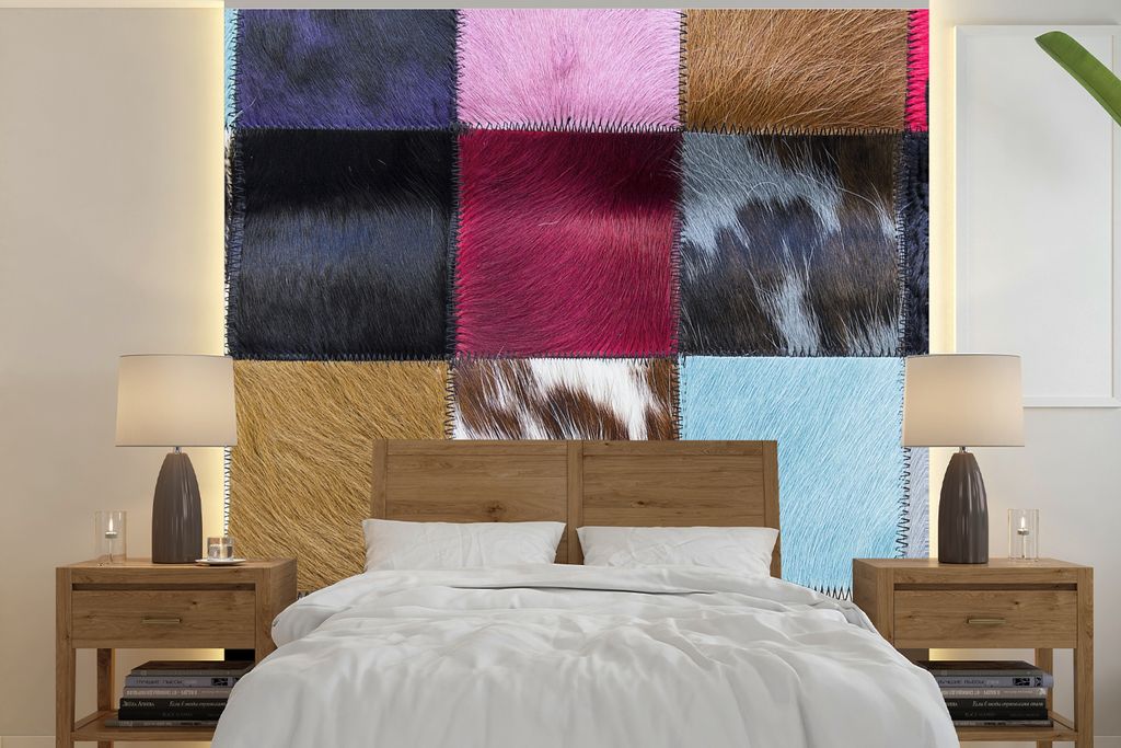 MuchoWow Fototapete für Wohnzimmer oder Schlafzimmer Wandtapete Vinyl Motivtapete Ein farbenfroher Karoteppich mit unter anderem Kuhfell - 280x2...