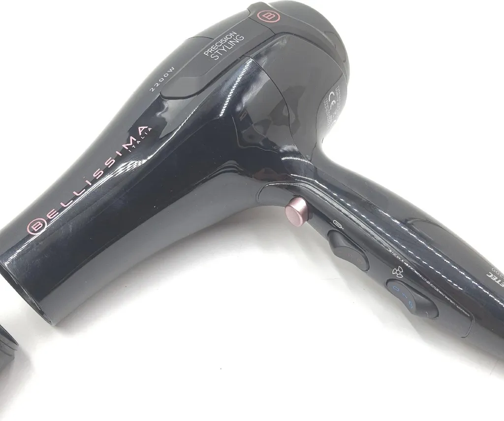 Sèche-cheveux performant pour brushing impeccable et volume durable - 6
