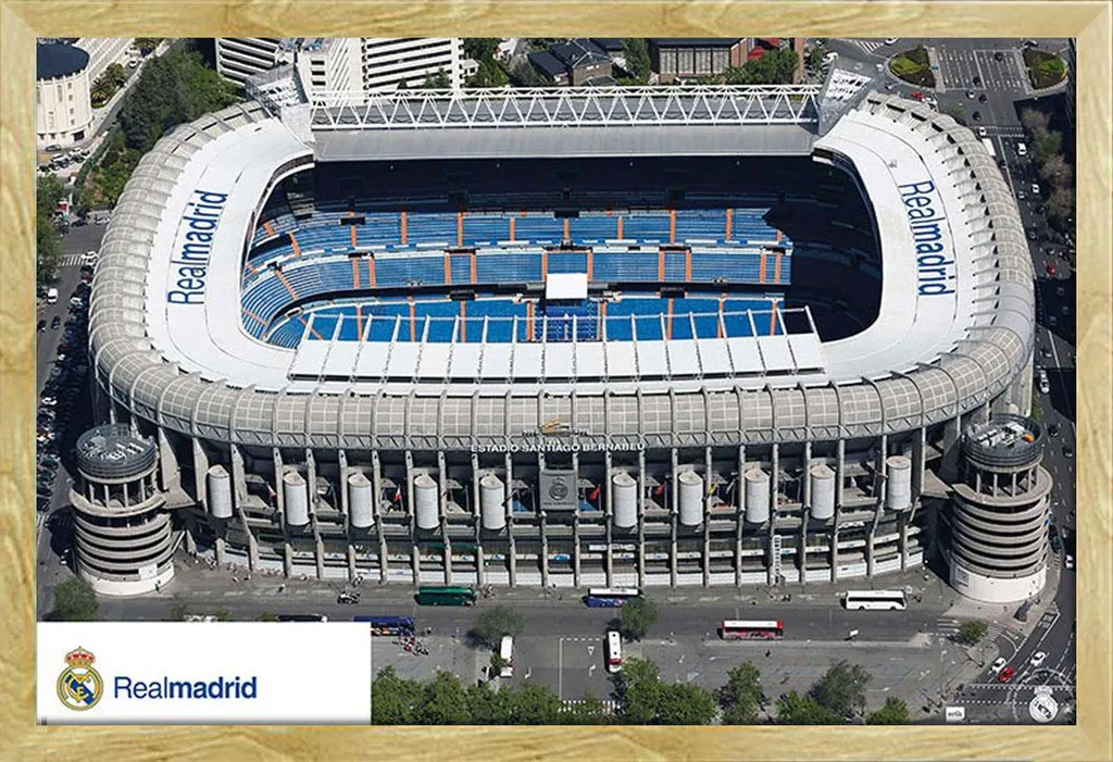 Poster Football Real Madrid avec Cadre Incassable : Fini les Affiches Cornées