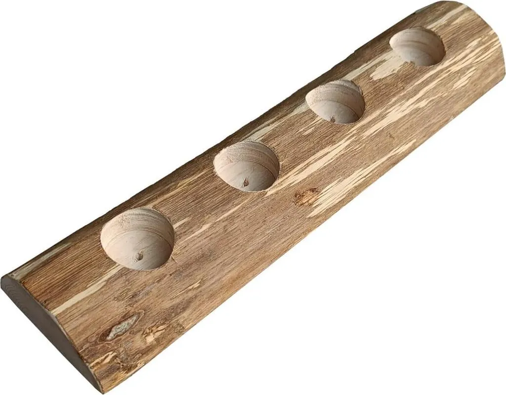 Décoration de table rustique : support bougies en noisette 40cm carré