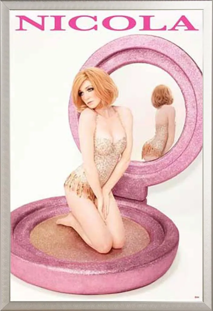 Poster Nicola Girls Aloud Encadré sous Acrylique Shinsuke Haute Qualité