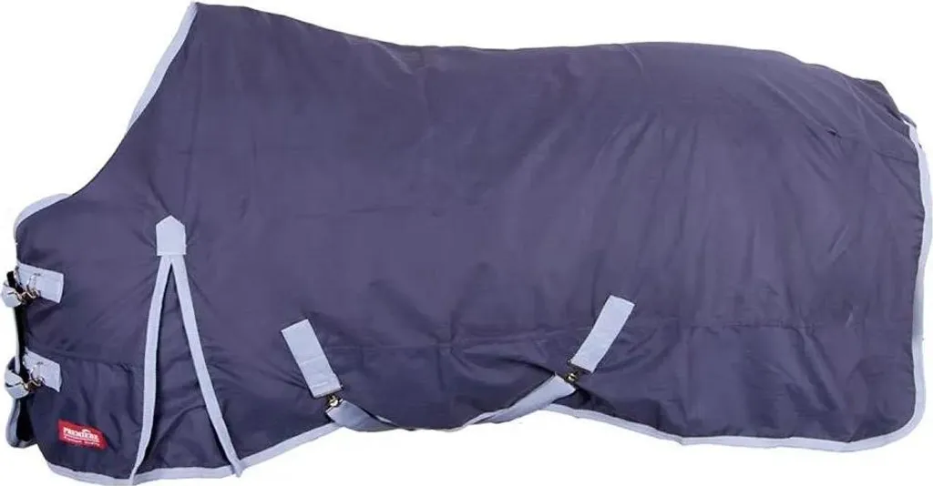 Gardez votre Cheval au Sec avec la Couverture de Pluie Premiere All Year