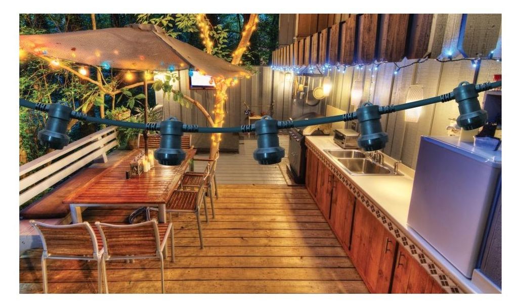 VELAMP Outdoor-Lichterkette PS100B mit 10 Steckdosen, 10m