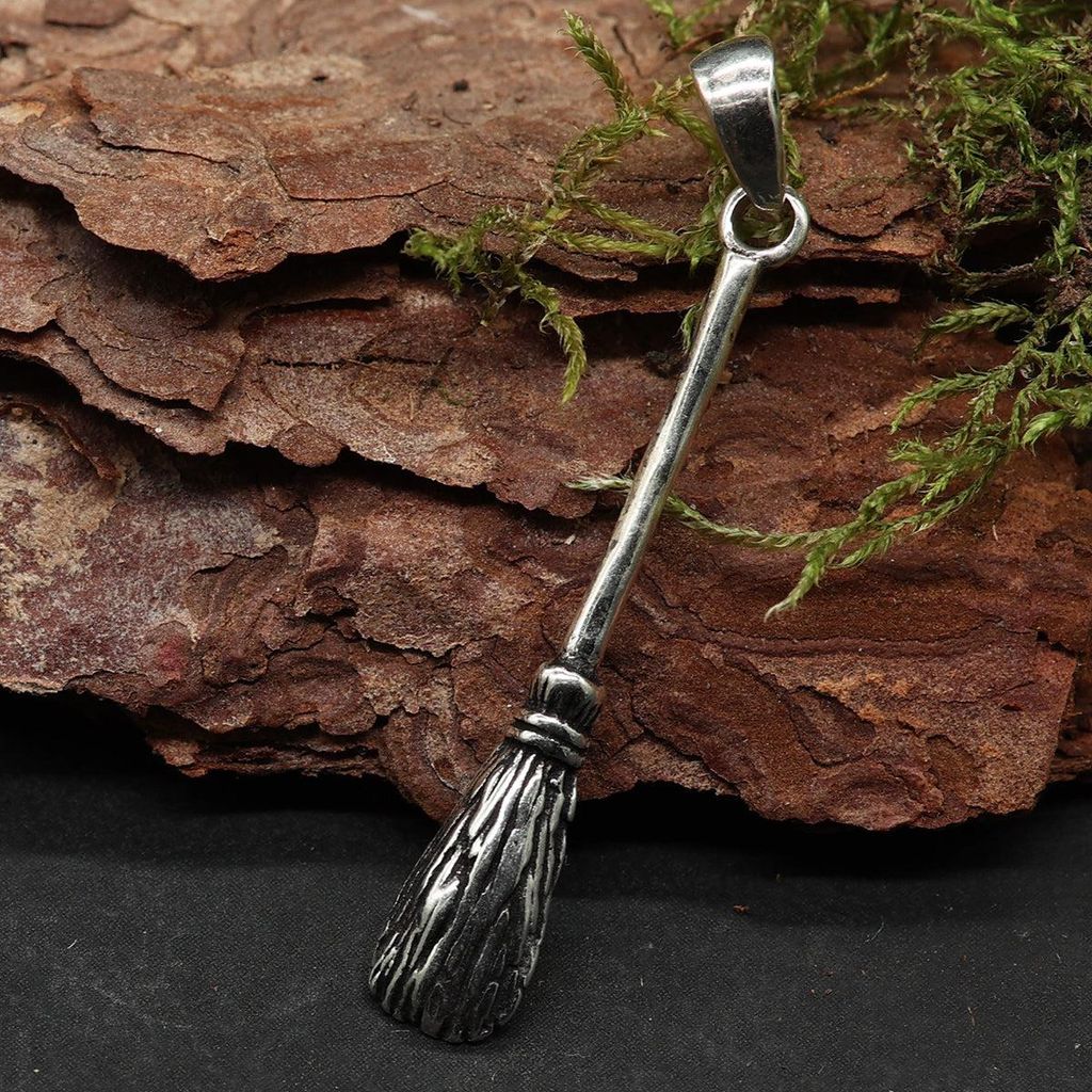 Drachensilber Hexenbesen Schmuck Anhänger Silber Kettenanhänger Hexe 925 Silber