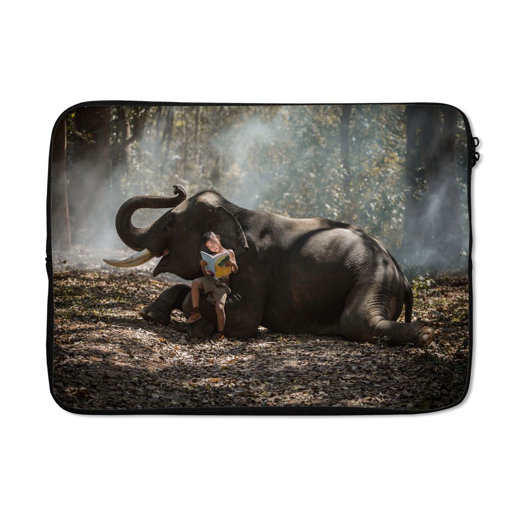MuchoWow Laptop Hülle 13 Zoll Elefant - Junge - Buch - Wald - Tiere - Natur Laptoptasche - Laptophülle - Sleeve - Rundumschutz