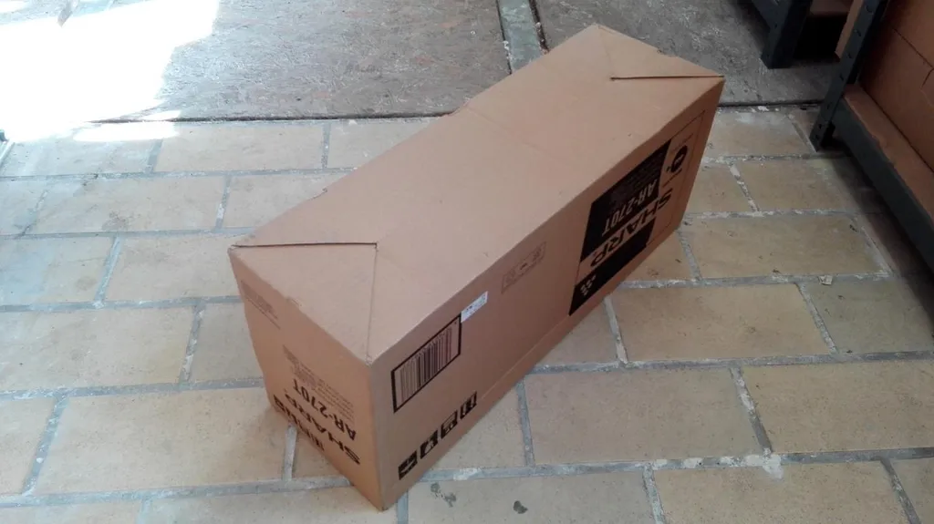 Toner laser Sharp AR270LT noir pour impressions de bureau fluides