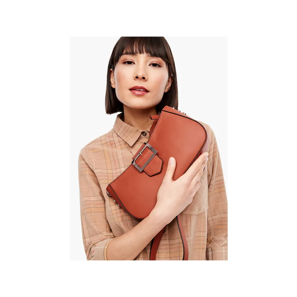s.Oliver Borsa a Tracolla Cognac Marrone: Eleganza Quotidiana e Stile - 4