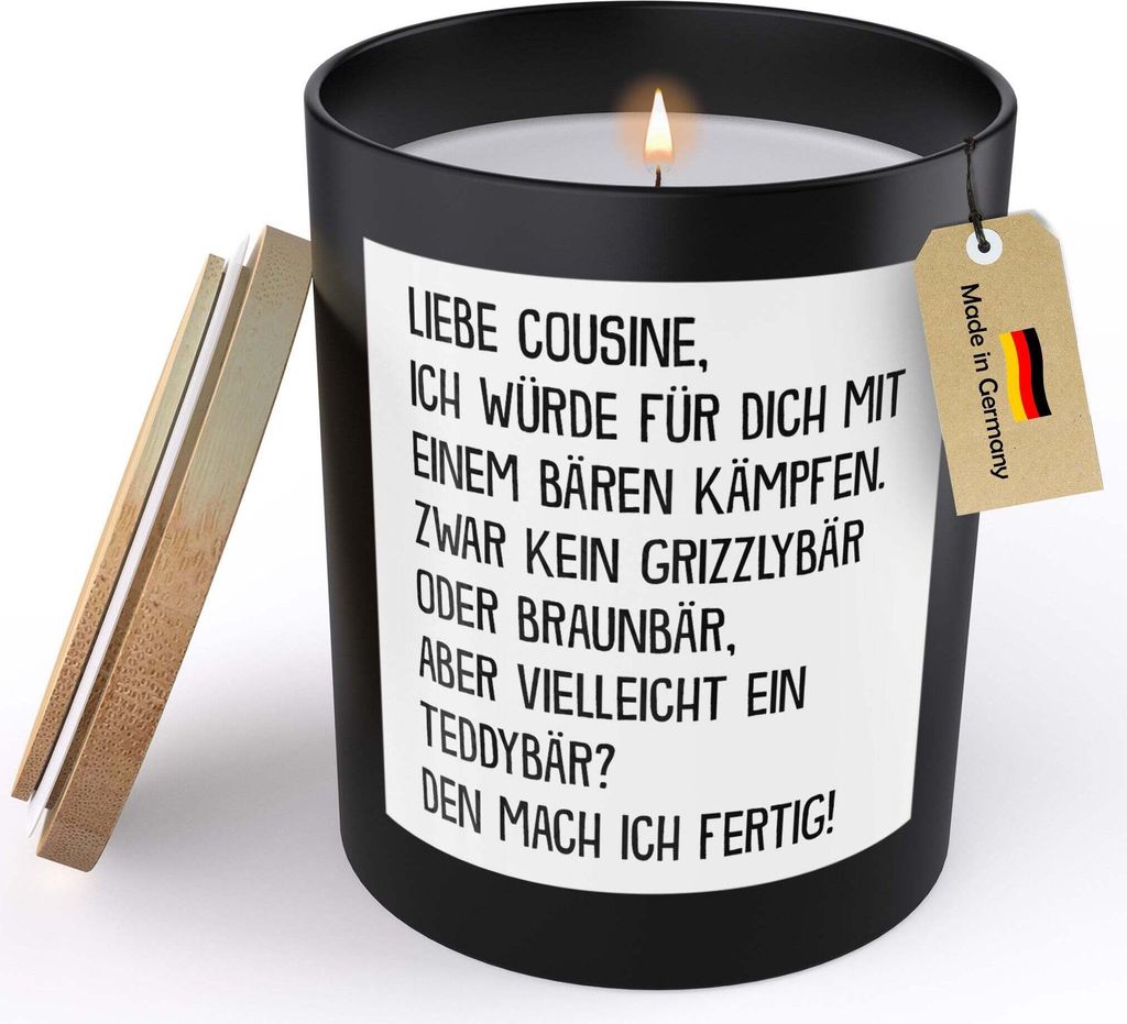 22Feels Cousine Geschenk Mädchen Frauen Spruchkerze "Mit Einem Bären Kämpfen" Sojawachs Kerze im Glas Abitur Geburtstag Familie Du Wirst Handgem...