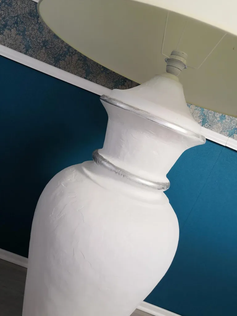 Lampe Colonne Étagère et Vase Lumineux Design XXL de 132cm de Haut