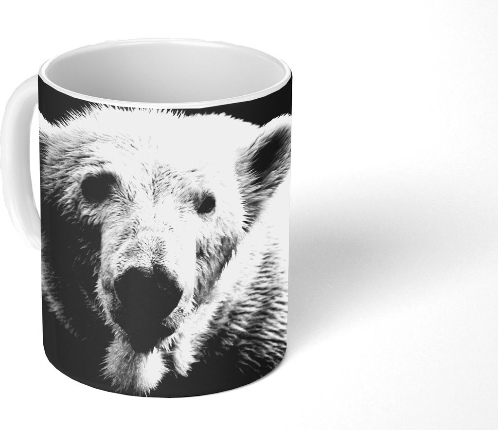 MuchoWow Tasse Kaffeetasse Kaffeebecher 350 ml Porträt Eisbär auf schwarzem Hintergrund in schwarz und weiß Teetasse - Fototasse - Becher - Ke...