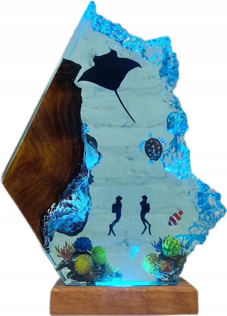 Lampe de nuit pour infirmière jaune - Idée cadeau originale bois et résine